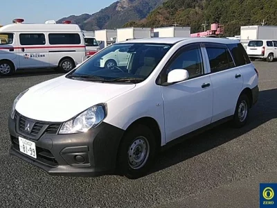 Mitsubishi LANCER VAN  с аукциона в Японии