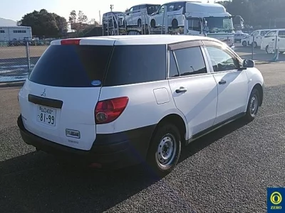 Mitsubishi LANCER VAN  с аукциона в Японии