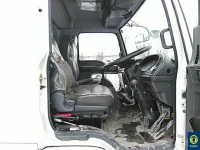 Isuzu FORWARD лот № 19 оценка 3  с аукциона в Японии 6