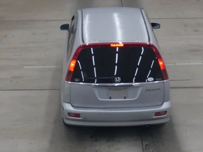Honda STREAM  с аукциона в Японии