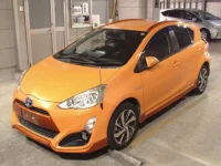 Toyota AQUA лот № 3005 оценка 3.5  с аукциона в Японии 3