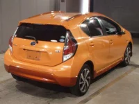 Toyota AQUA лот № 3005 оценка 3.5  с аукциона в Японии 4