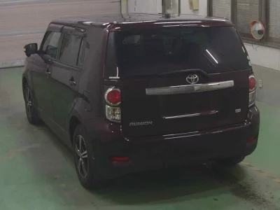 Toyota COROLLA RUMION