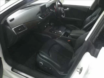Audi A7  с аукциона в Японии
