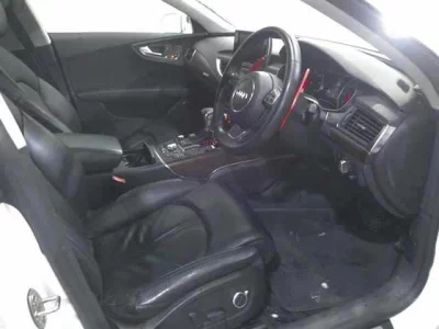 Audi A7  с аукциона в Японии