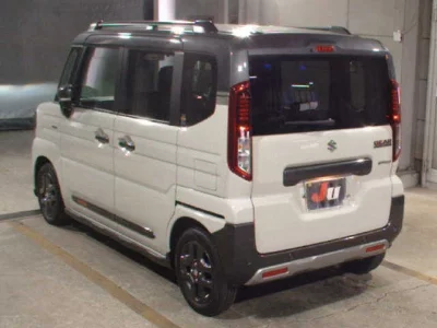 Suzuki SPACIA GEAR  с аукциона в Японии