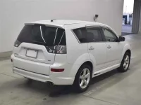 Mitsubishi OUTLANDER лот № 10024 оценка 4  с аукциона в Японии 4