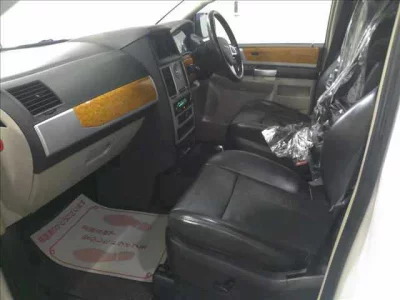 Chrysler GRAND VOYAGE  с аукциона в Японии