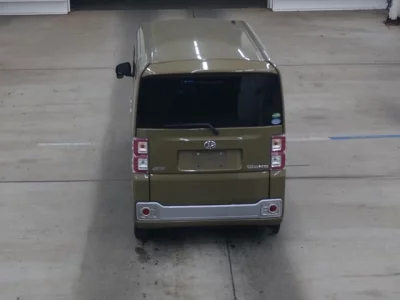 Daihatsu WAKE  с аукциона в Японии