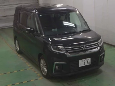 Mitsubishi DELICA D2  с аукциона в Японии