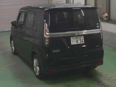 Mitsubishi DELICA D2  с аукциона в Японии