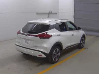 Nissan KICKS лот № 1014 оценка 5  с аукциона в Японии 3