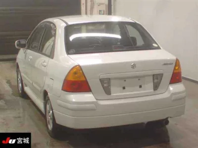Suzuki AERIO  с аукциона в Японии