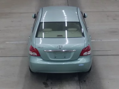 Toyota BELTA  с аукциона в Японии