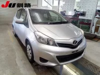 Toyota VITZ лот № 8014 оценка R  с аукциона в Японии 7