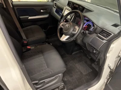 Toyota TANK  с аукциона в Японии