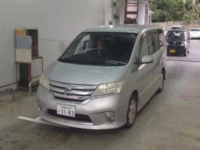 Nissan SERENA  с аукциона в Японии