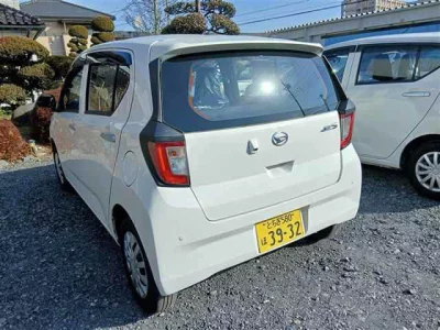 Daihatsu MIRA E S