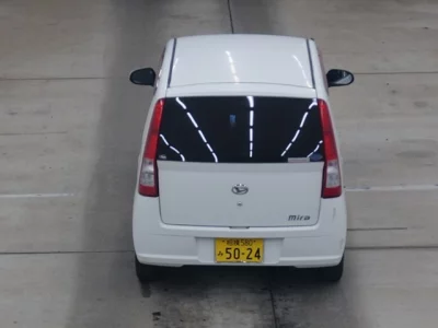 Daihatsu MIRA  с аукциона в Японии