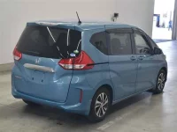 Honda FREED лот № 10045 оценка R  с аукциона в Японии 4