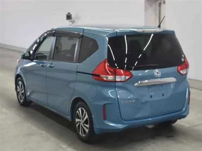 Honda FREED  с аукциона в Японии