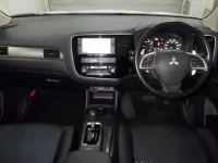 Mitsubishi OUTLANDER лот № 3562 оценка 3.5  с аукциона в Японии 2