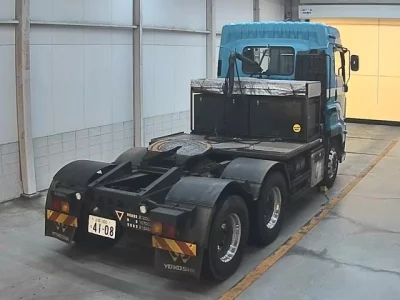Isuzu TRUCK