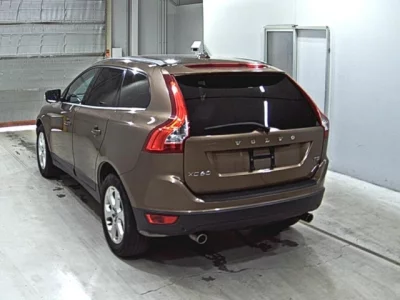Volvo XC60  с аукциона в Японии