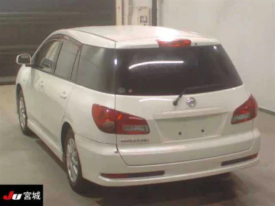 Nissan WINGROAD  с аукциона в Японии