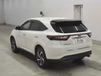 Toyota HARRIER лот № 10036 оценка 4.5  с аукциона в Японии 1