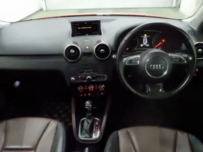 Audi A1  с аукциона в Японии