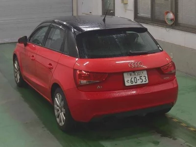 Audi A1  с аукциона в Японии
