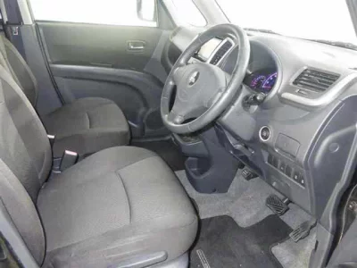 Mitsubishi DELICA D2  с аукциона в Японии