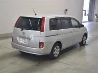 Toyota ISIS лот № 70094 оценка 3.5  с аукциона в Японии 4