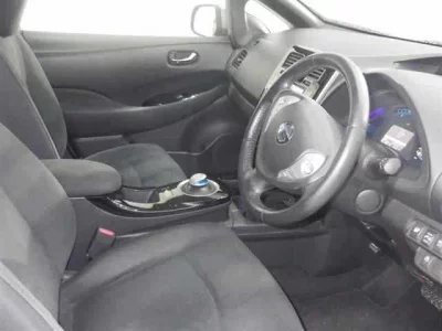 Nissan LEAF  с аукциона в Японии