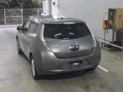 Nissan LEAF  с аукциона в Японии