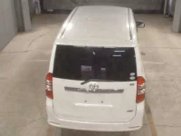 Toyota NOAH лот № 3069 оценка R  с аукциона в Японии 5