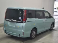 Toyota ESQUIRE лот № 10056 оценка 3.5  с аукциона в Японии 4