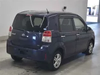 Toyota SPADE лот № 10049 оценка 3.5  с аукциона в Японии 4