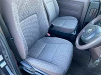 Toyota SPADE лот № 10049 оценка 3.5  с аукциона в Японии 6