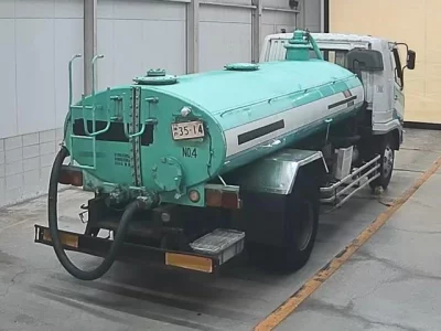 Mitsubishi FUSO FIGHTER