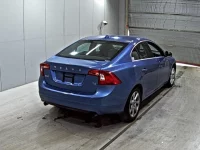 Volvo S60 лот № 7106 оценка 4  с аукциона в Японии 4