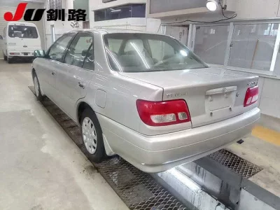 Toyota CARINA  с аукциона в Японии