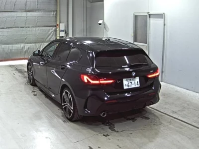 BMW 1-Series  с аукциона в Японии