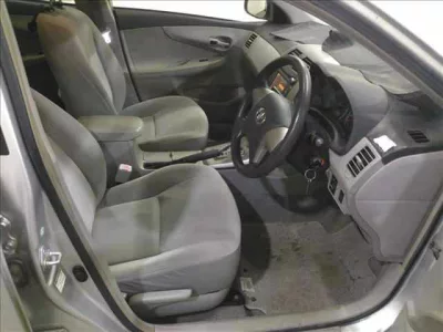 Toyota COROLLA AXIO  с аукциона в Японии