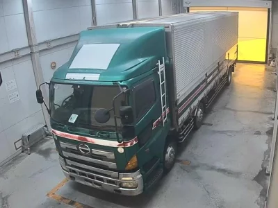 Hino TRUCK