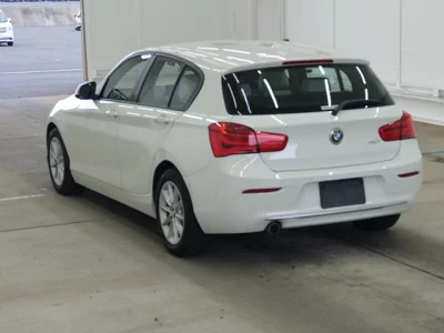 BMW 1-Series  с аукциона в Японии