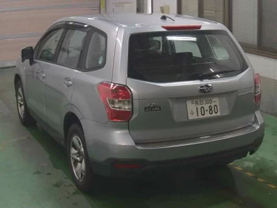 Subaru FORESTER  с аукциона в Японии