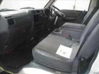 Mazda BONGO лот № 9004 оценка 3  с аукциона в Японии 2