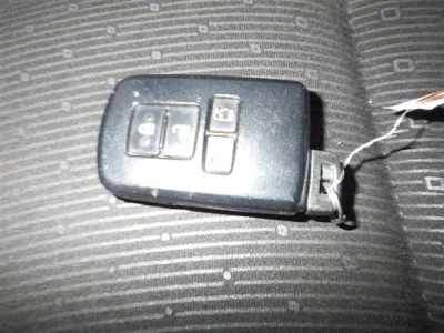 Toyota VOXY  с аукциона в Японии